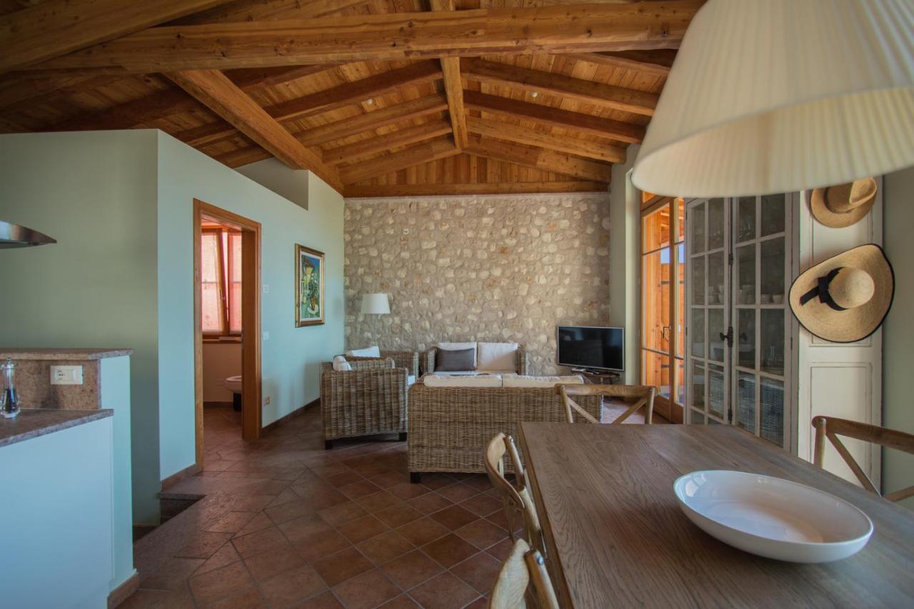 Villa Limone Лимоне-суль-Гарда Экстерьер фото