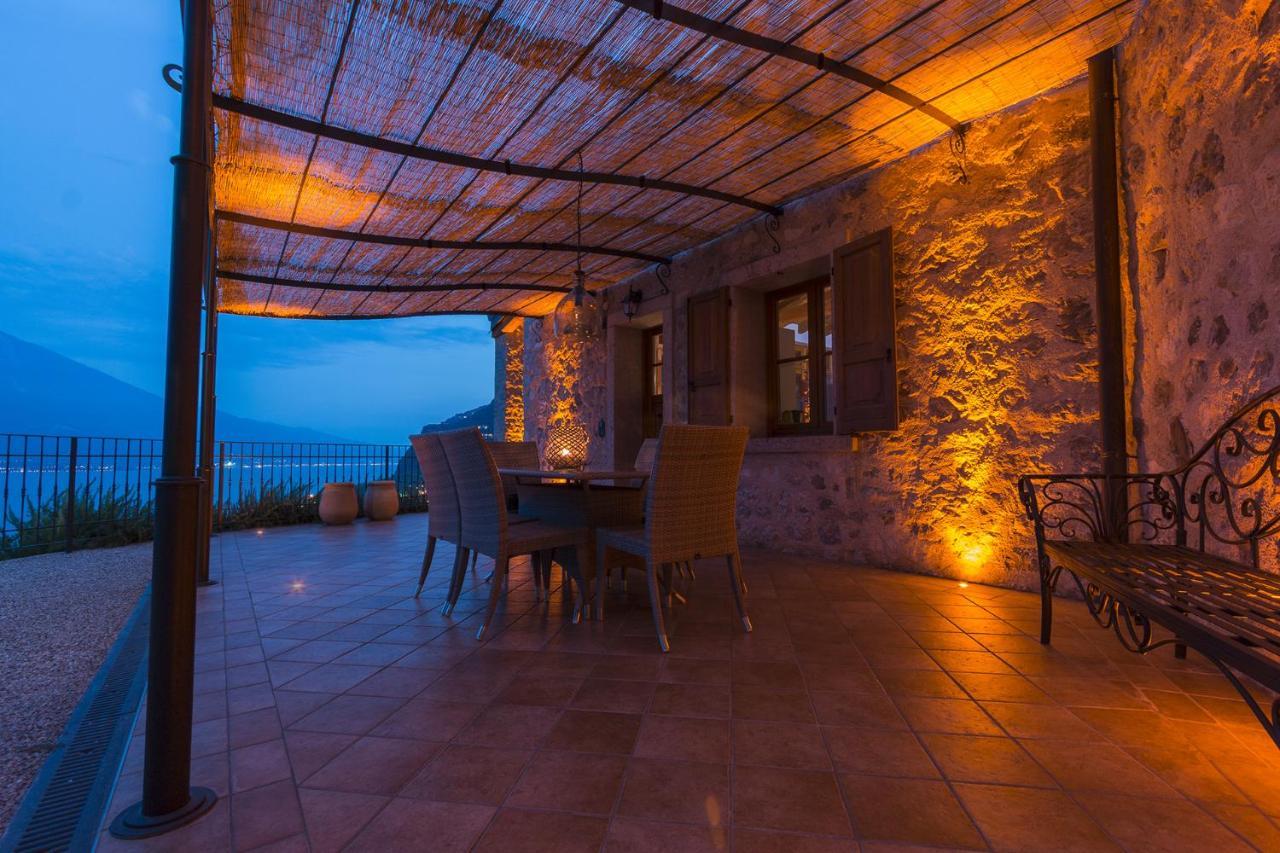 Villa Limone Лимоне-суль-Гарда Экстерьер фото